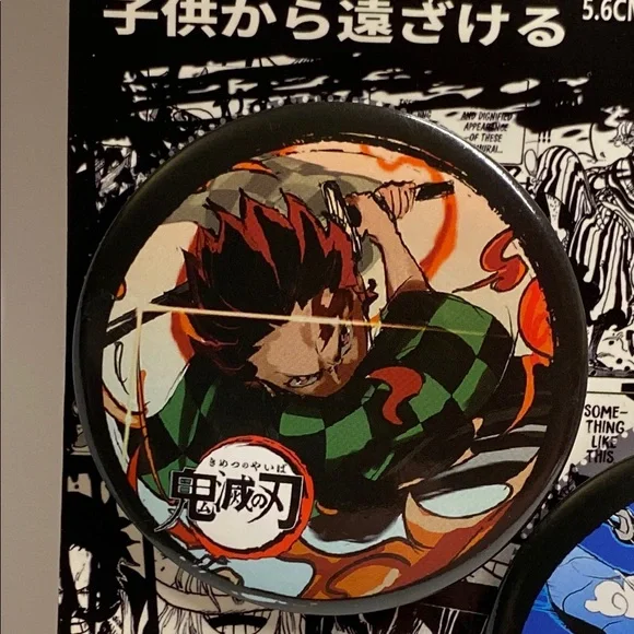 Anime Button 4pc Set - Multicolor - Picture 4 of 7